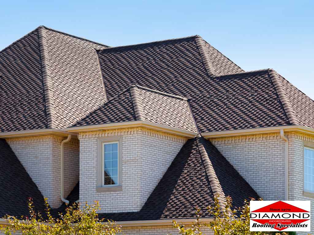 Top 4 Signs Of An Aging Roof